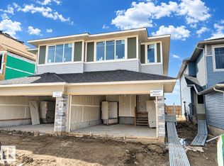 708 22nd St NW, Edmonton, AB T6T2R6