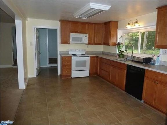 e9d2e1e9-2d1c-42a6-ad7e-b9d4ce997db8