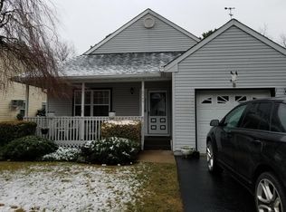2349 Mount Hood Ln, Toms River, NJ