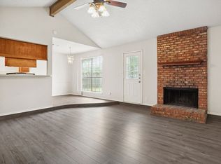 417 Asbury Dr, Saginaw, TX 76179