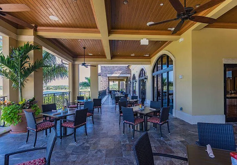 Club House Dining