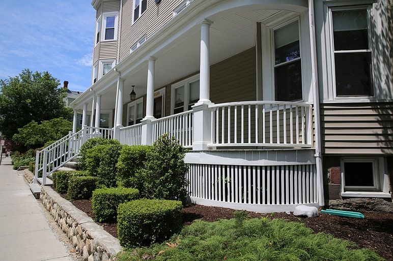 1st image of 173 Davis Ave #501