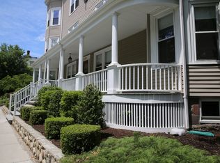 173 Davis Ave #501, Brookline, MA 02445