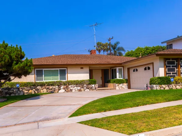 5211 Reynier Ave, Los Angeles, CA 90056