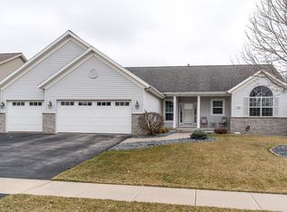 1935 Winding Creek Dr, Marion, IA 52302