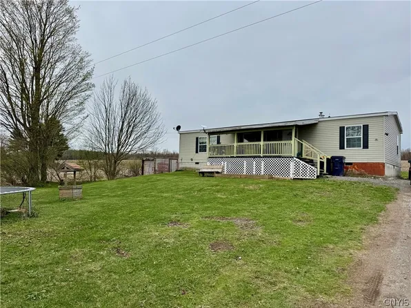 2179 Skyline Dr, Oriskany Falls, NY 13425