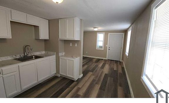 5th image of 1033 Franklin St