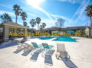 3705 SW 27th St APT 212, Gainesville, FL 32608