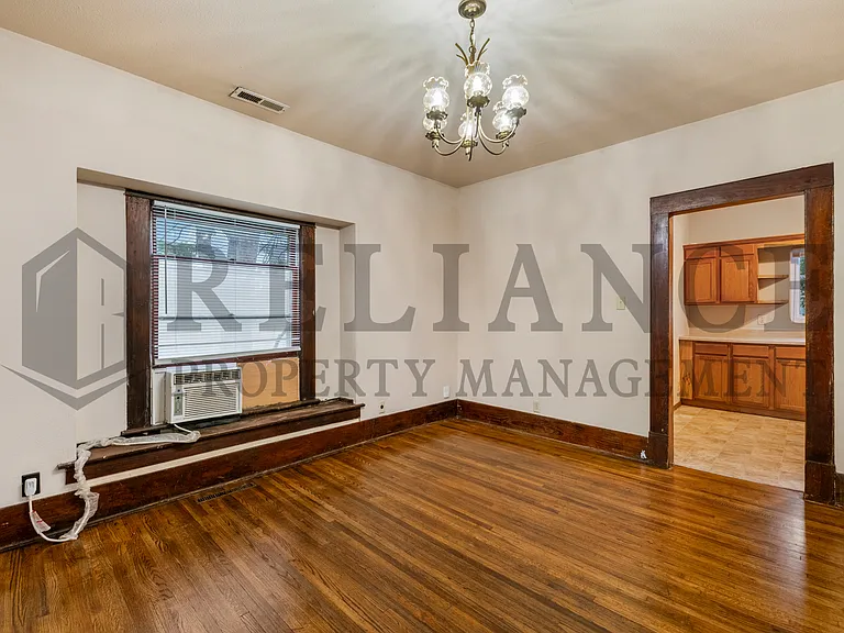 1405 S Ida St — Photo 16
