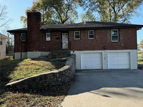 3316 S Hocker Ave, Independence, MO 64055