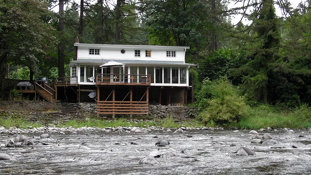 36607 NE Washougal River Rd photo 1