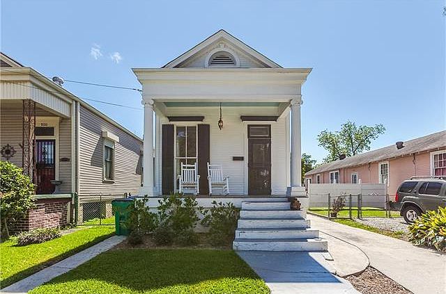 1st image of 804 Franklin Ave