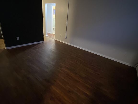 3rd image of 4400 Rocky River Dr APT 107