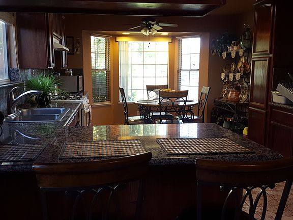 3rd image of 15399 W Cassidy Ct
