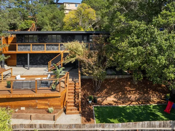 65 Blossom Dr, San Rafael, CA 94901