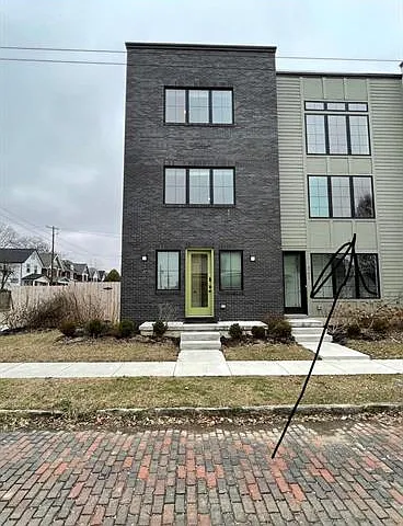 361 Loeffler Ave #361 — Photo 2