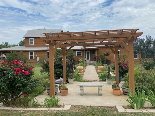 910 Hcr #1104, Blum, TX 76627