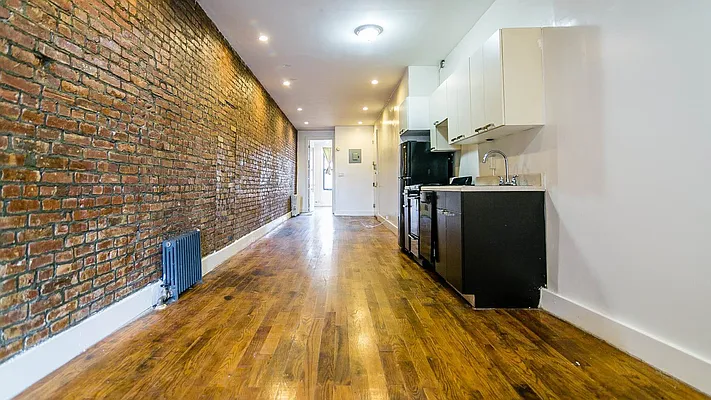 Rented by Nooklyn NYC LLC | media 1