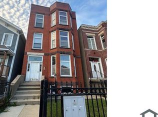 2424 W Polk St #2, Chicago, IL 60612