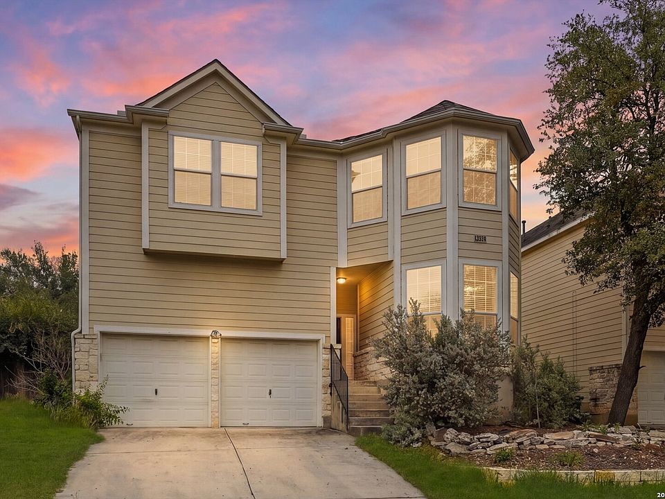 1st image of 8719 Sarasota Woods