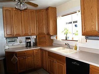5th image of 404 Carrlands Dr