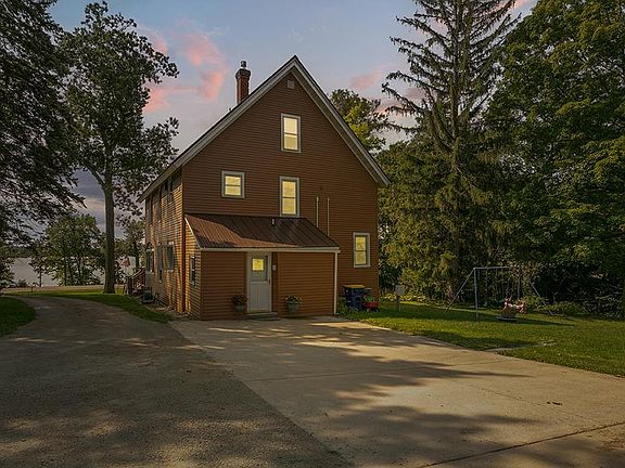 3rd image of 17755 Roberds Lake Blvd