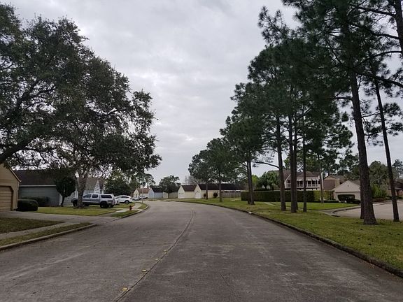 5th image of 16615 Ivy Grove Dr