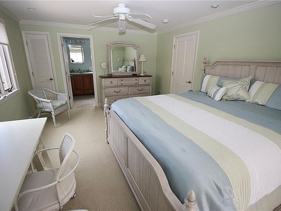 4th image of 70 Shadberry Trl