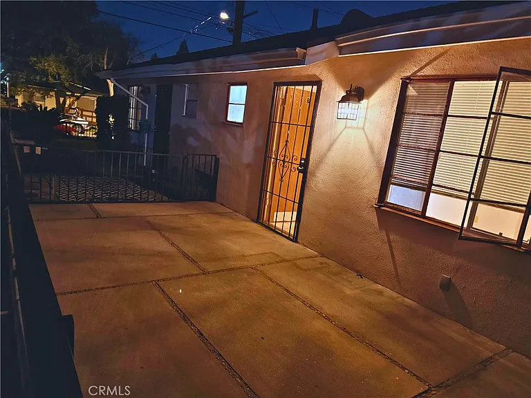 843 W Walnut Ave #B — Photo 13