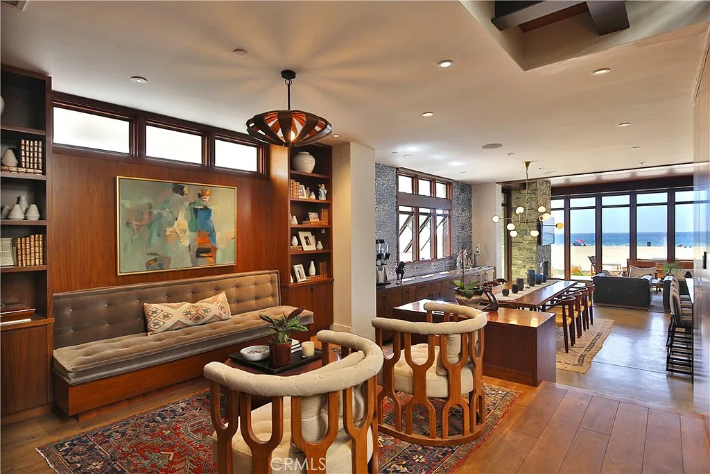 4 bed, 5100 sqft, $65,000 — Photo 3