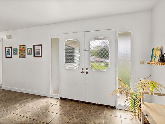 5th image of 223 Baracoa Ct