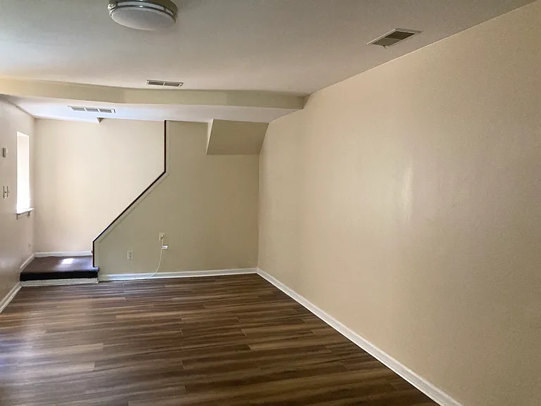 864 N 4th St #2 — Photo 3