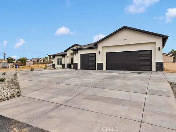 4th image of 15561 Apple Valley Rd