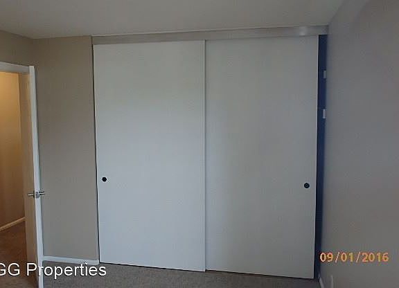 4th image of 5209 Russell Ave NW APT 202