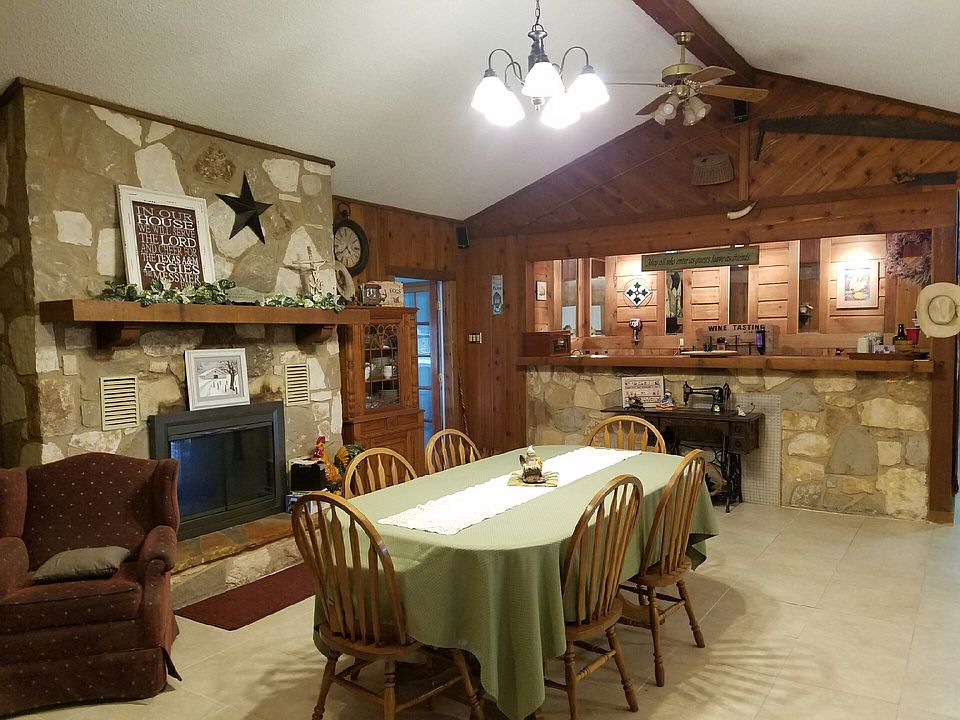 1st image of 426 Quail Hollow Dr