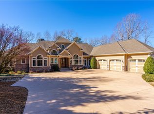 606 Coleridge Ct, Seneca, SC 29672