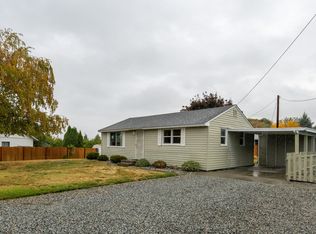 1807 Glen St NE, East Wenatchee, WA 98802