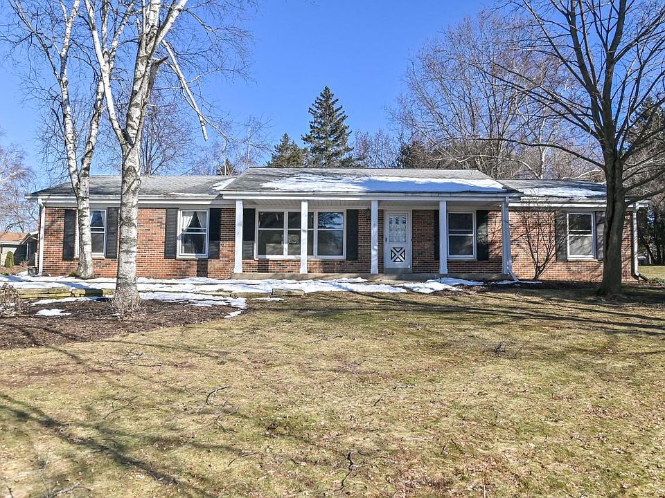 1st image of 734 Cambridge COURT