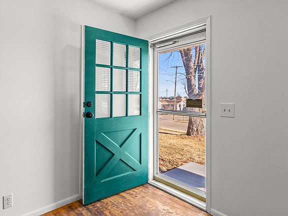 5th image of 2808 S 135th St