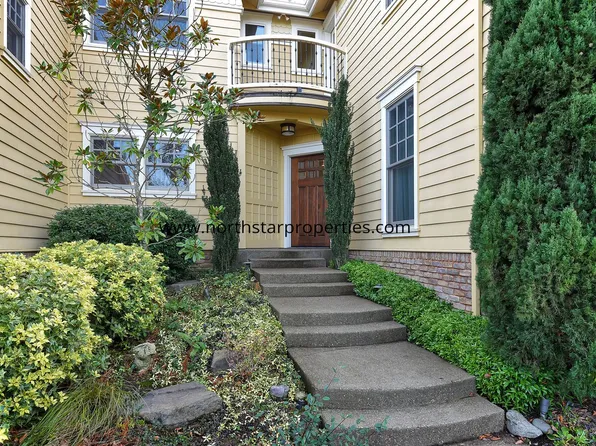 17151 Wall St, Lake Oswego, OR 97034