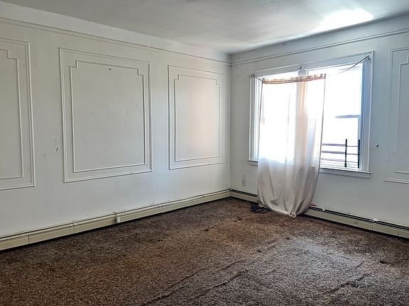 5th image of 115-54 205th St