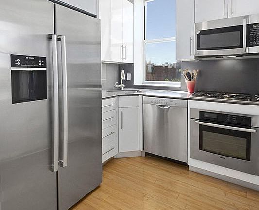 3rd image of 477 W 152nd St #5C