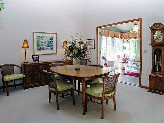 4th image of 5301 E Bear Lake Dr