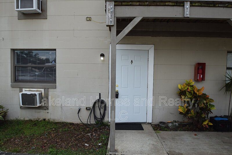 1st image of 513 Twin Pine Dr Unit A