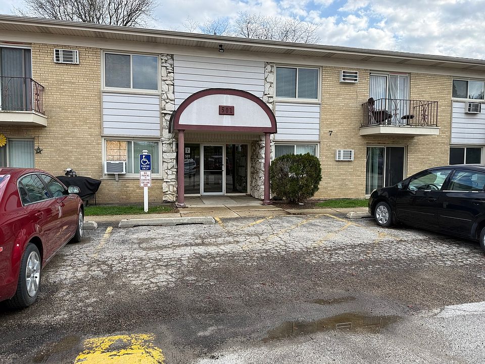 1st image of 501 Carlysle Dr APT 7