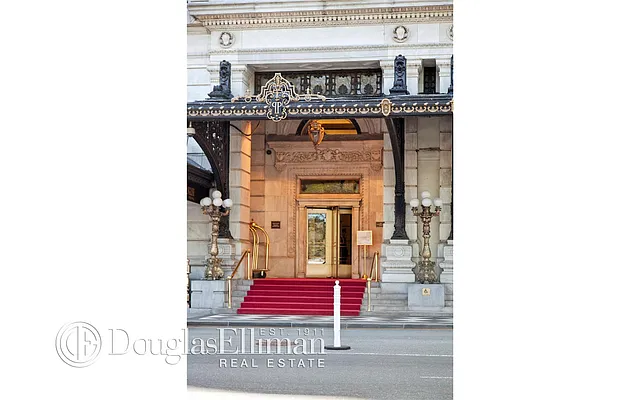 Sold by Douglas Elliman | media 22