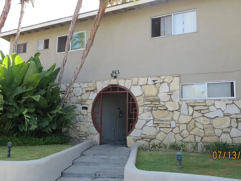 912 S Park Cir #11 — Photo 3