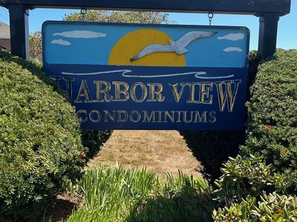 2 McDewell Ave APT 15, Danvers, MA 01923