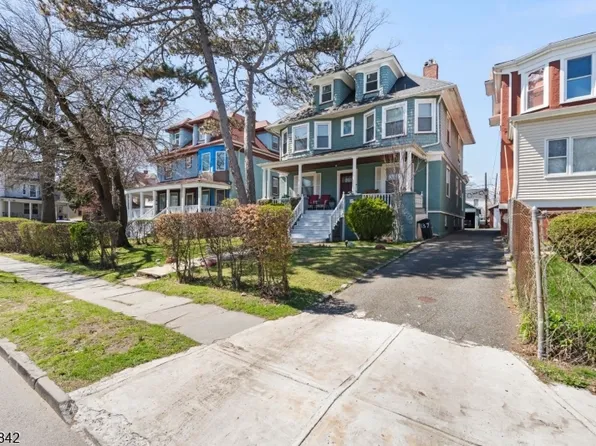 137 S Burnet St #3, East Orange, NJ 07018