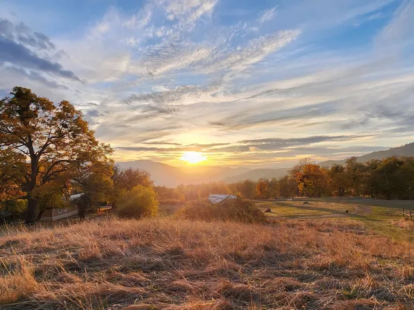 8575 Dead Indian Memorial Rd, Ashland, OR 97520